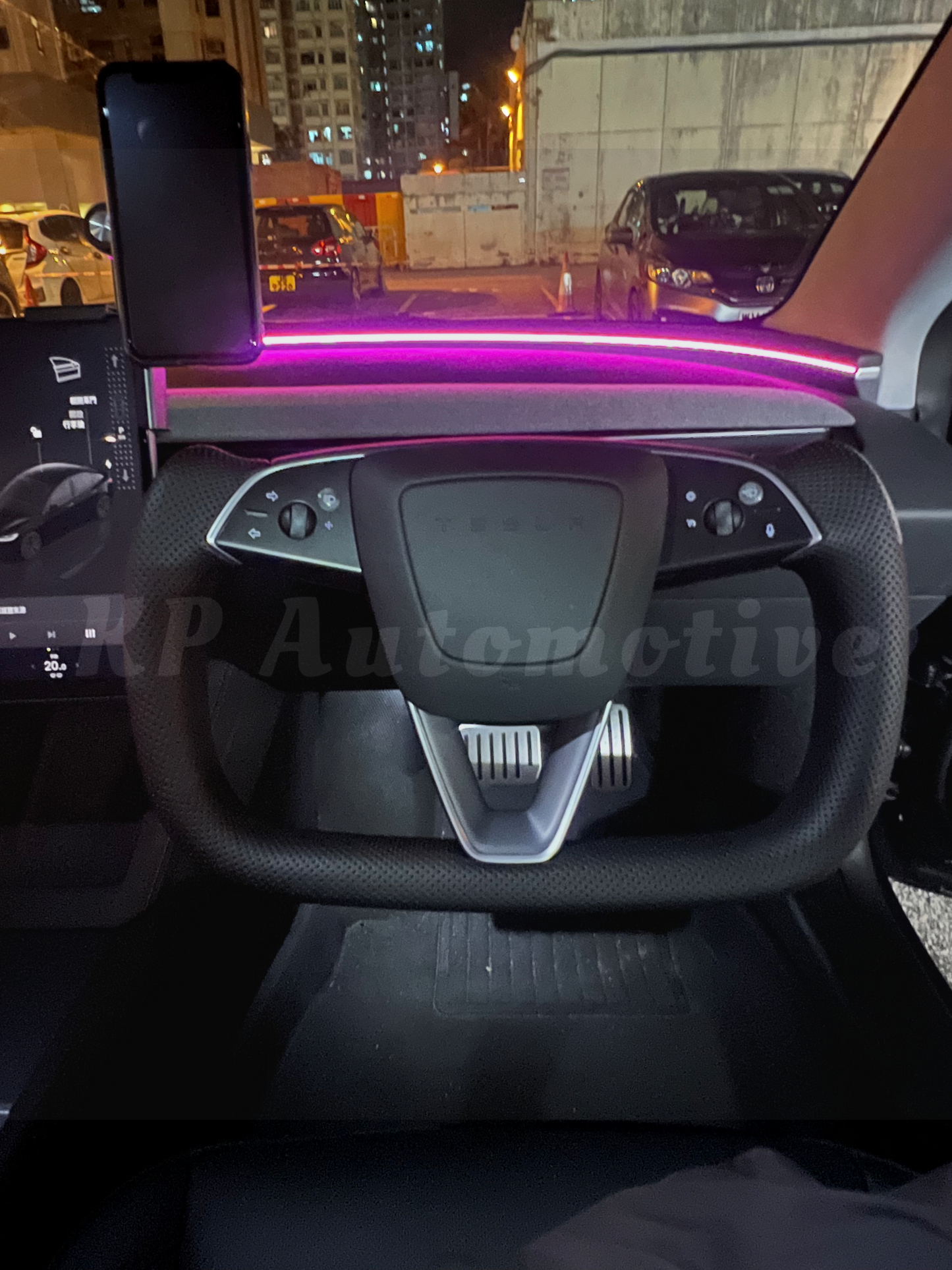 Model 3 Highland Yoke Wheel with Side Carbon Trim (Perforated Leather)